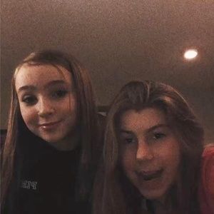 Meet your Posher, Ella